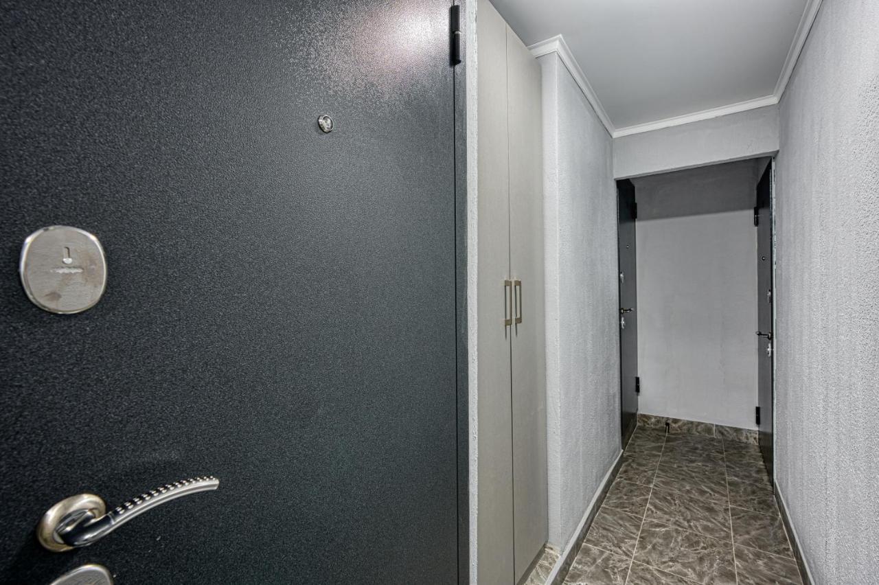 Apartamento Апарт 33 Almatý Exterior foto