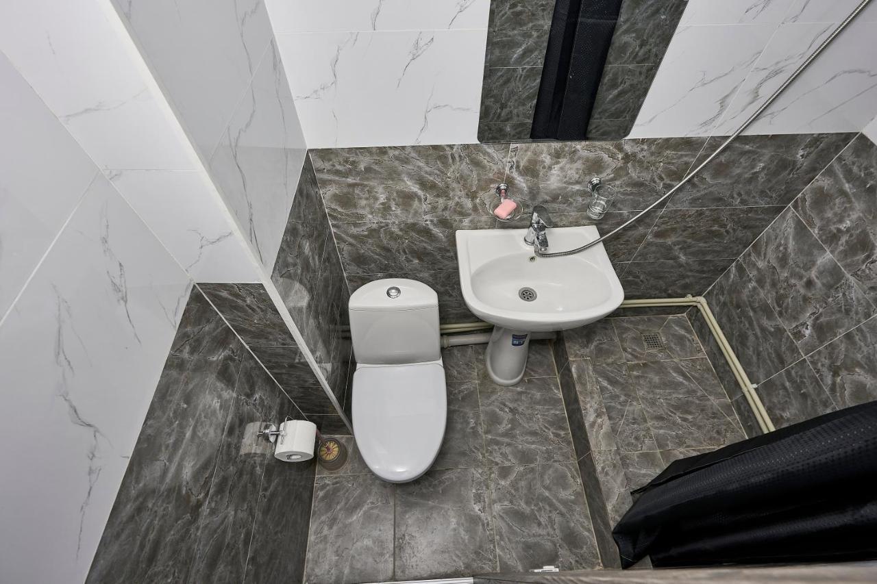Apartamento Апарт 33 Almatý Exterior foto